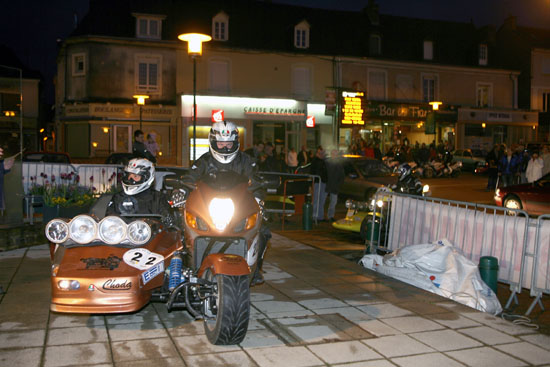 Podium de d&eacute;part d'&eacute;tape